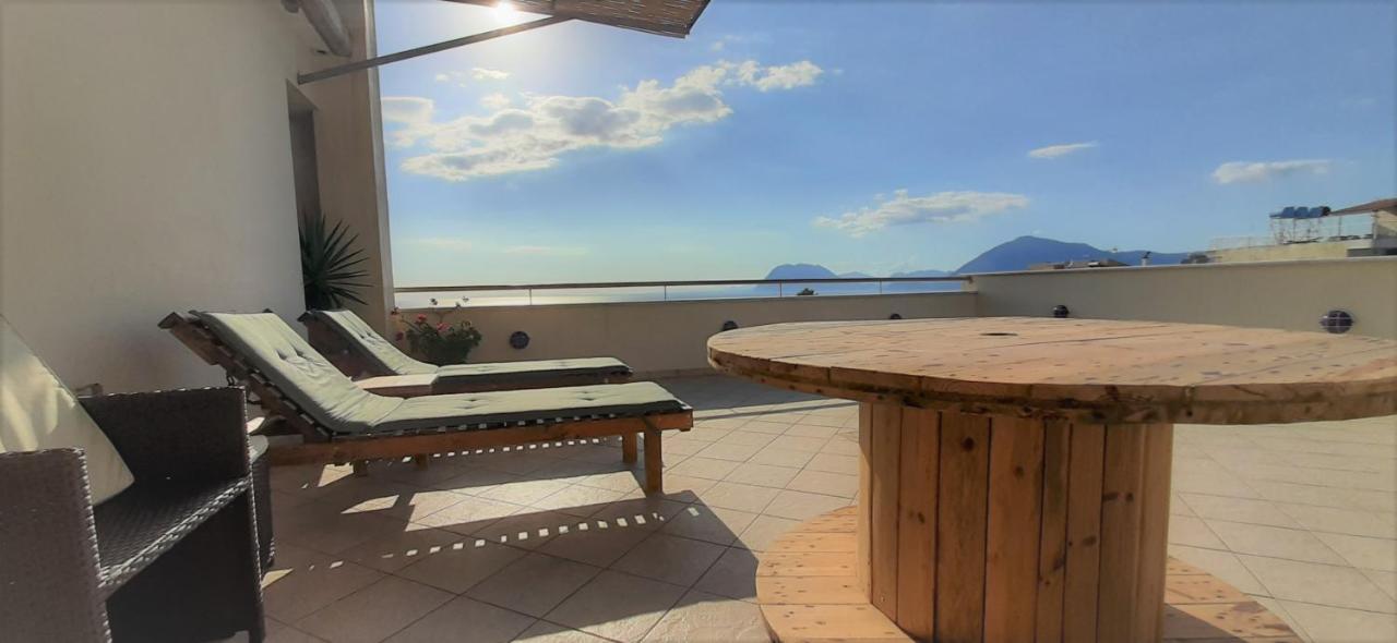 Appartamento V For The View Patras Esterno foto